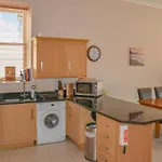 Apartment 8, The Bay